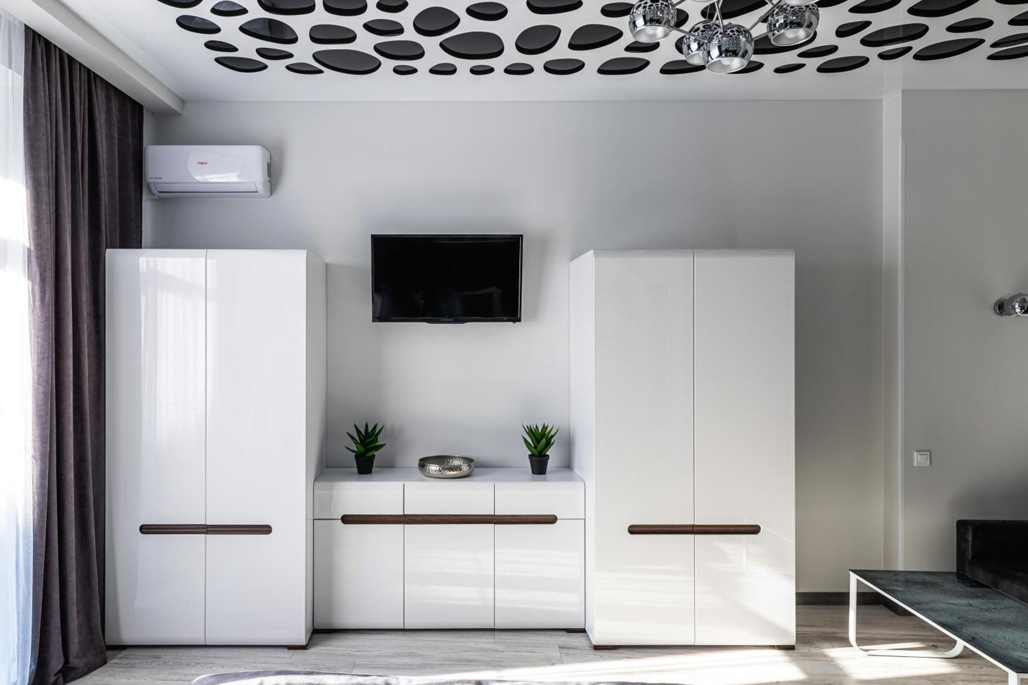 2 Bedrooms Apartments Levia 2 Lviv Exterior photo